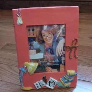 Special Moments 4x6 teacher motif picture frame